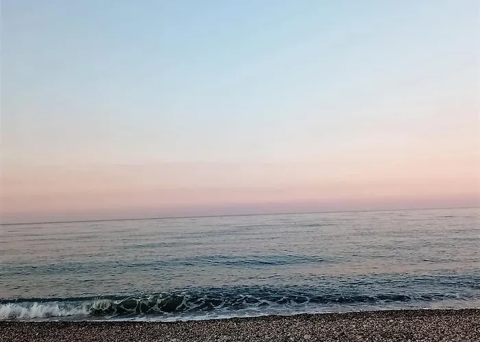 Il Faro Comfort A 500 M Dal Mare アパート Casa Borgorosso